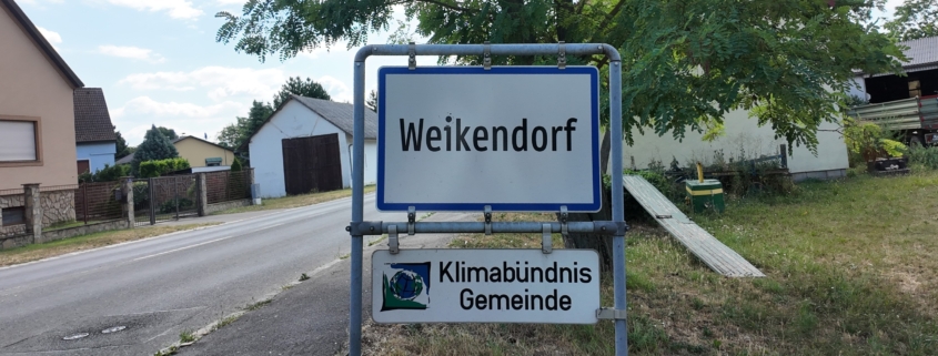 Gemeinde Weikendorf Ortsschild - Credits Dominik Kautz