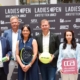 Christian Haberhauer (Bürgermeister Amstetten), Thomas Dappers (Veranstalter LADIES OPEN Amstetten), Petra Schwarz (NÖTV-Präsidentin), Alexander Schnabel (SPORTLAND Niederösterreich), Sylvia Putschögl (stv. Centerleitung City Center Amstetten) und Gerhard Irxenmeyer (Stadtrat für Wirtschaft und Sport) präsentierten die Neuerungen der LADIES OPEN Amstetten 2026 - Credits: Stadt Amstetten